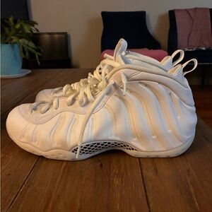 Men’s Nike Air Foamposite One “Triple White”